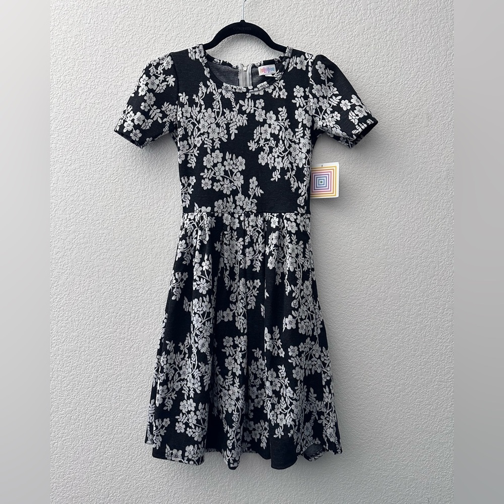 Lularoe   Amelia dress NWT